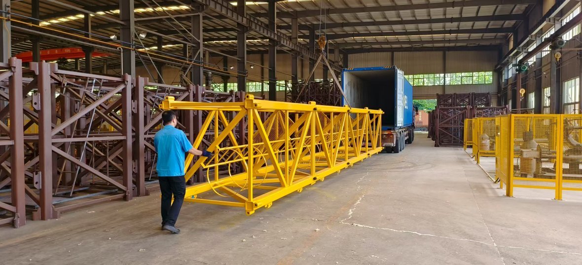 山東鴻達重工HTB63塔機再赴約旦